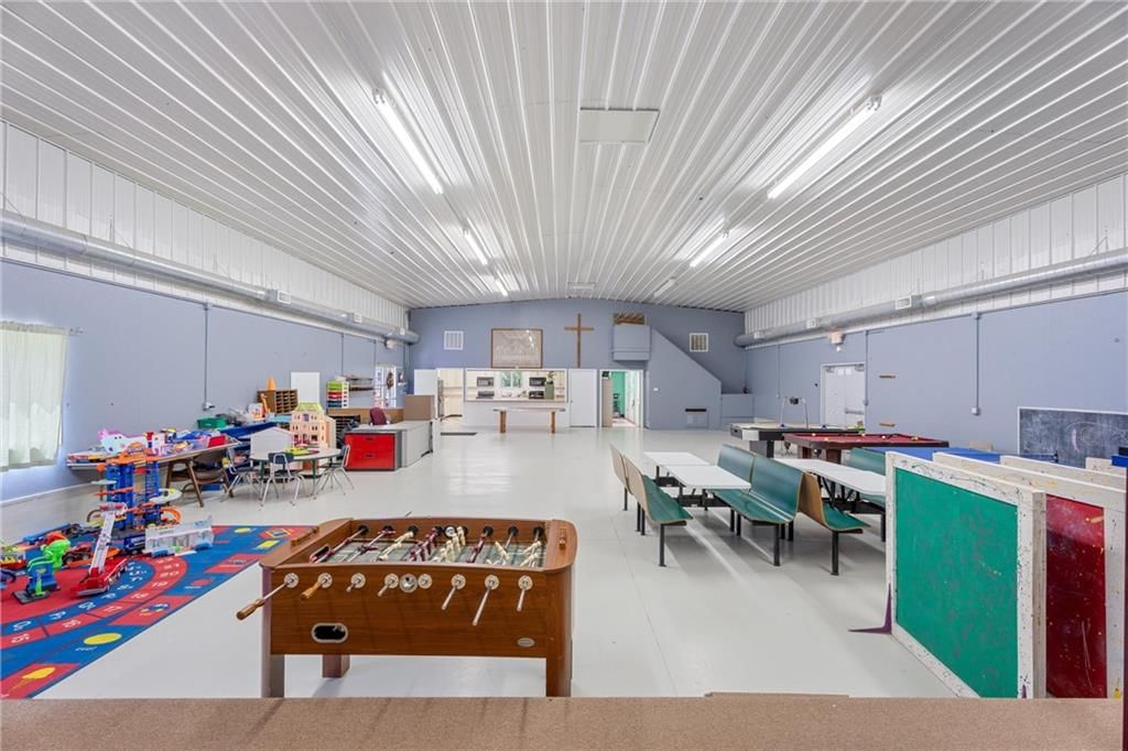 924 W Myrtle Street — photo 17