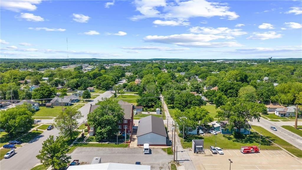 924 W Myrtle Street — photo 27