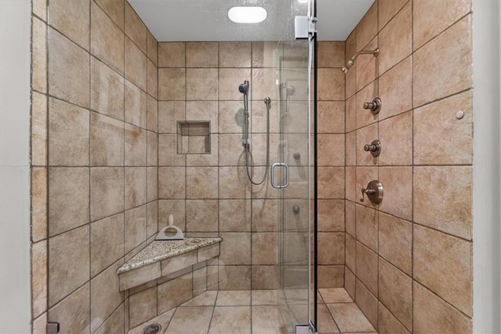 121 W 48th Street — photo 17