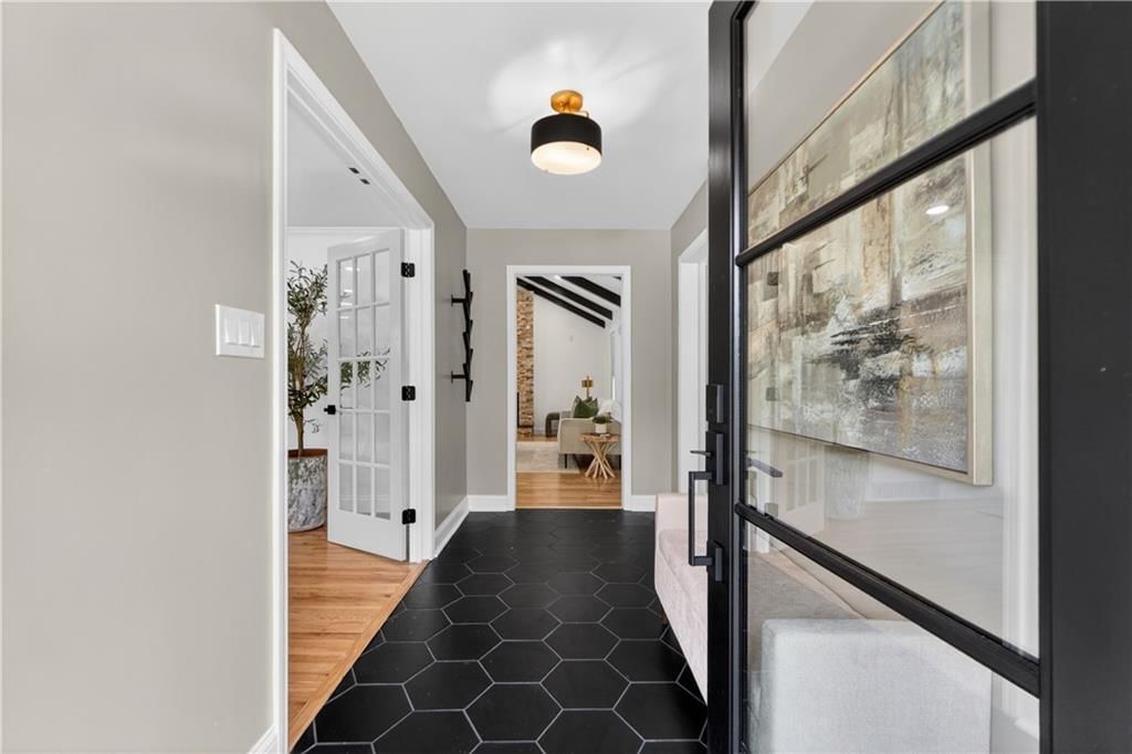 8919 Mission Road — photo 5