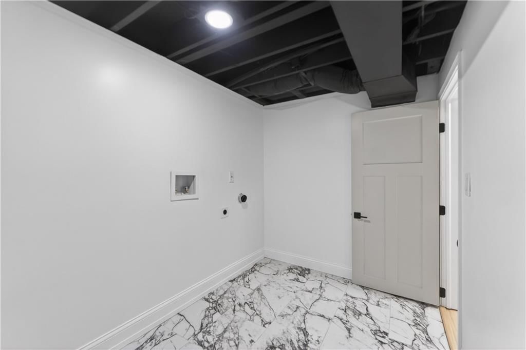 8919 Mission Road — photo 33
