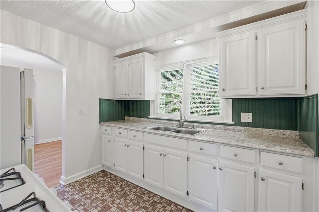 7844 Stover Lane — photo 9
