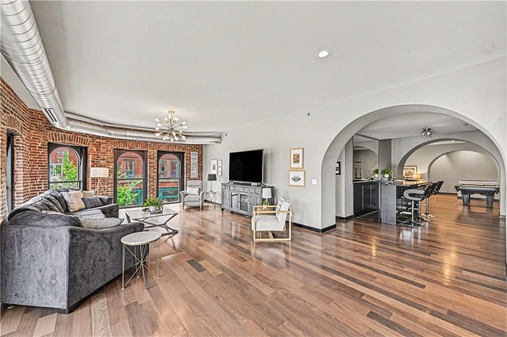 308 W 8th Street — photo 15