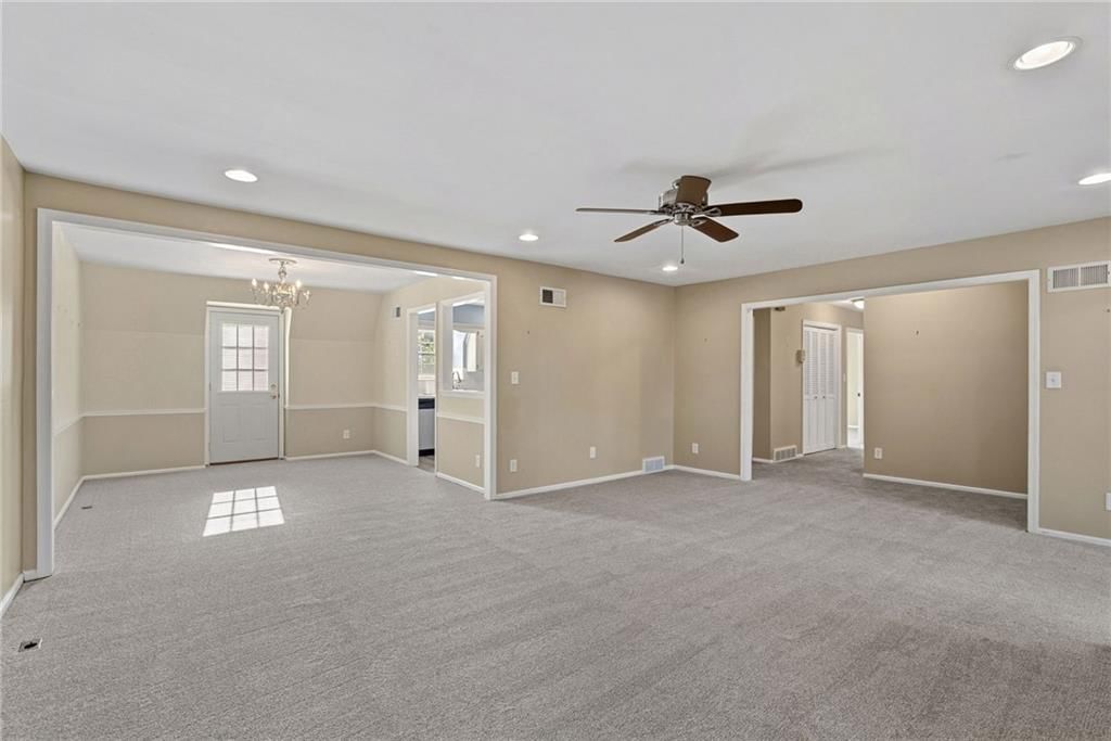 5717 METCALF Court — photo 8