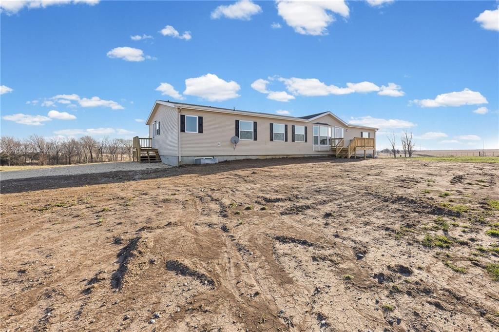 3066 Ellis Road — photo 4
