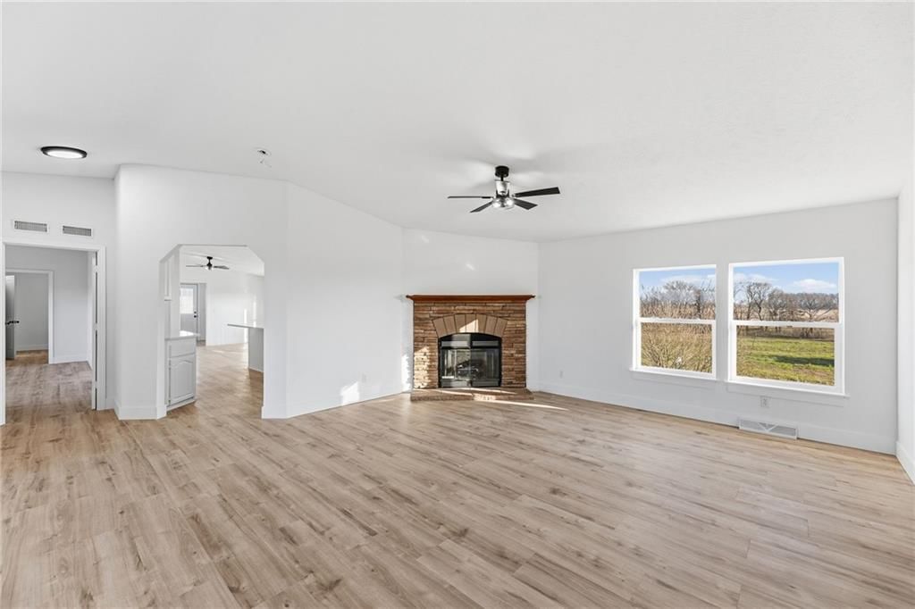 3066 Ellis Road — photo 9