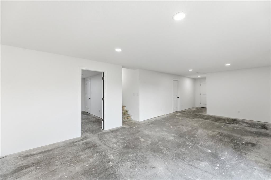 3066 Ellis Road — photo 33