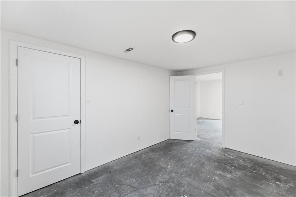 3066 Ellis Road — photo 36