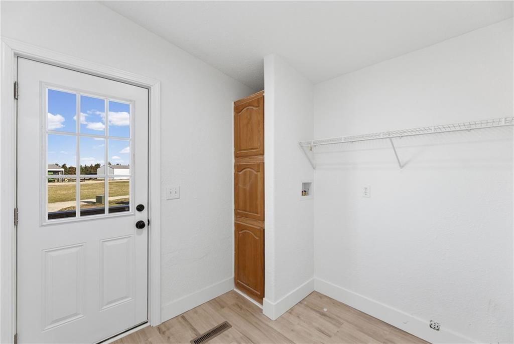 3066 Ellis Road — photo 38