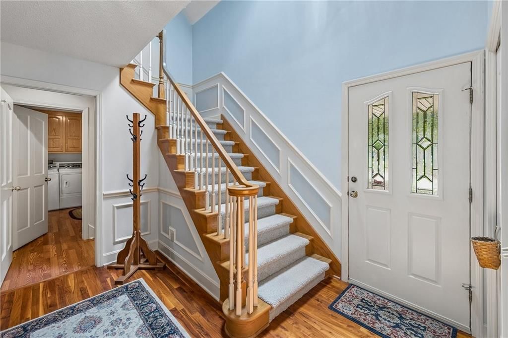 1025 SE Bridgehampton Way — photo 2