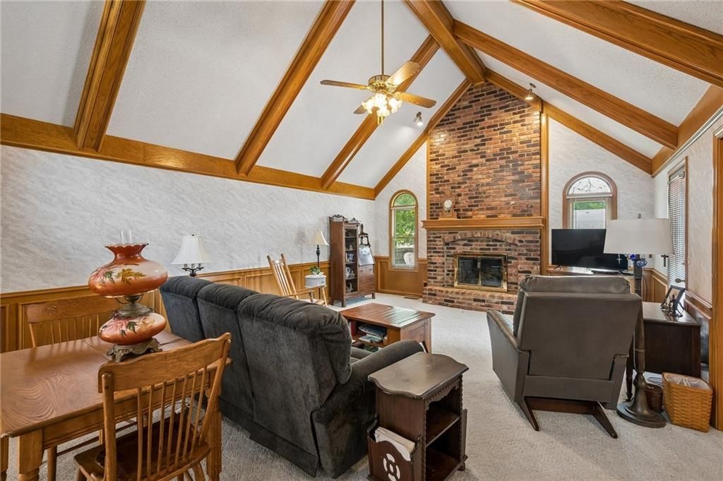 1025 SE Bridgehampton Way — photo 3