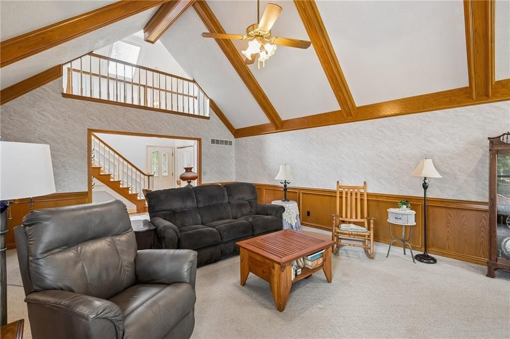 1025 SE Bridgehampton Way — photo 4