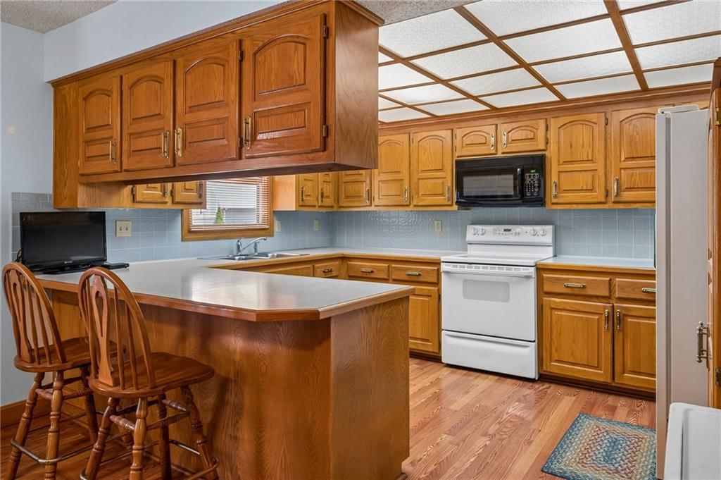 1025 SE Bridgehampton Way — photo 9