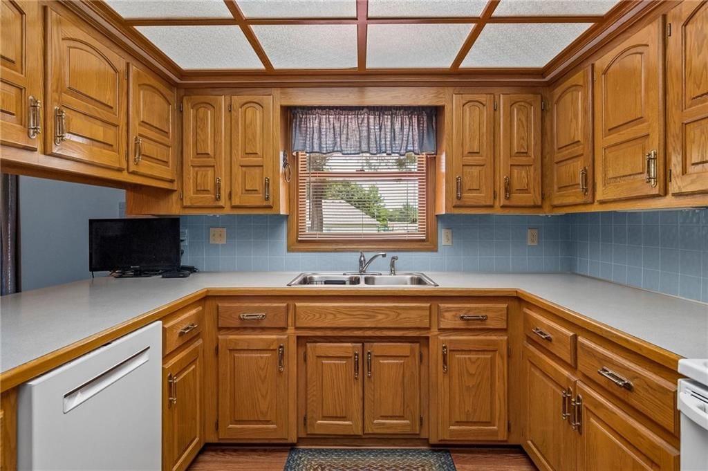 1025 SE Bridgehampton Way — photo 10