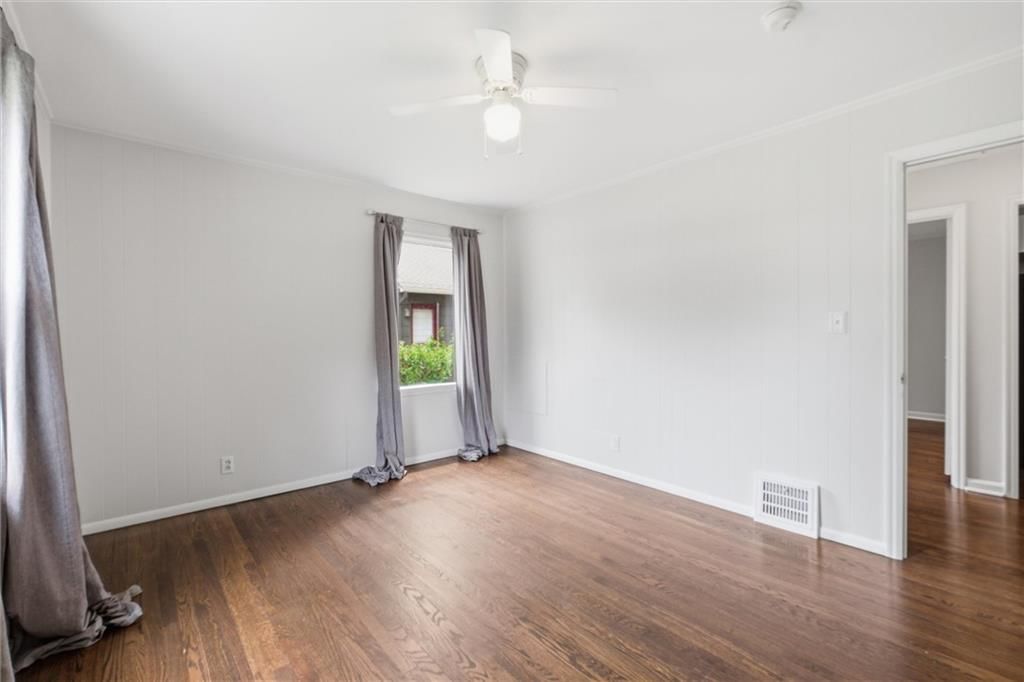 5444 Linden Street — photo 18