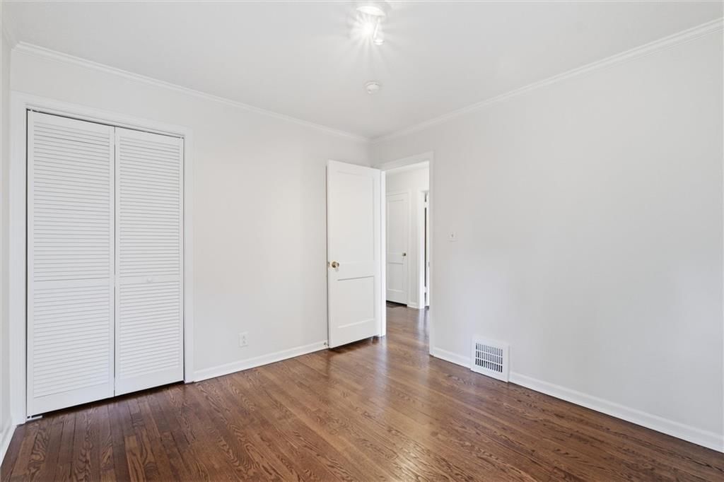 5444 Linden Street — photo 22