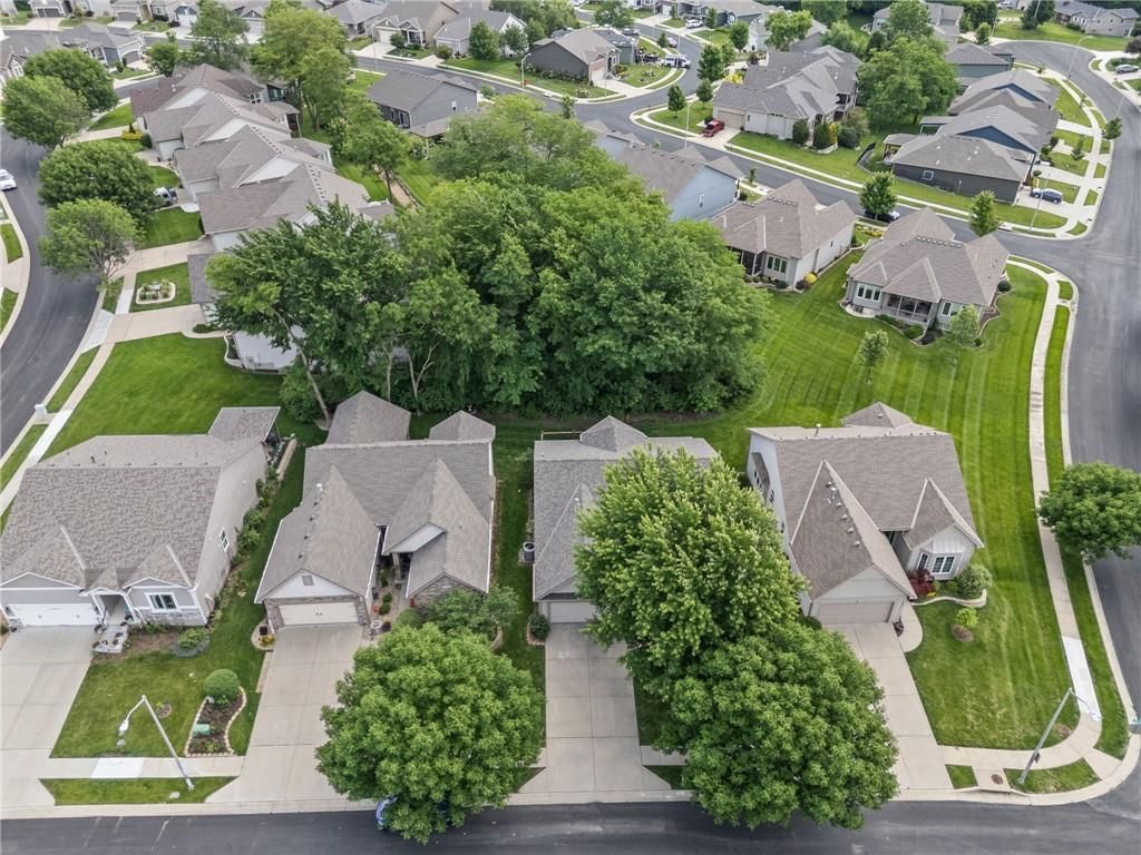 8655 N Britt Avenue — photo 63