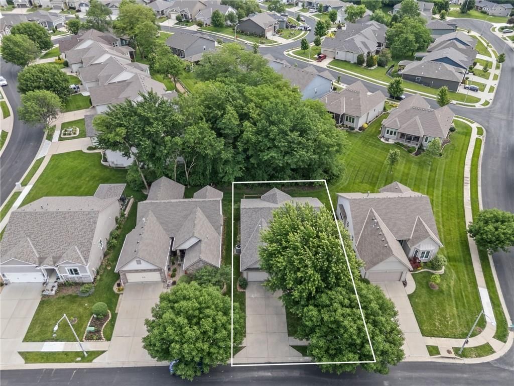 8655 N Britt Avenue — photo 64