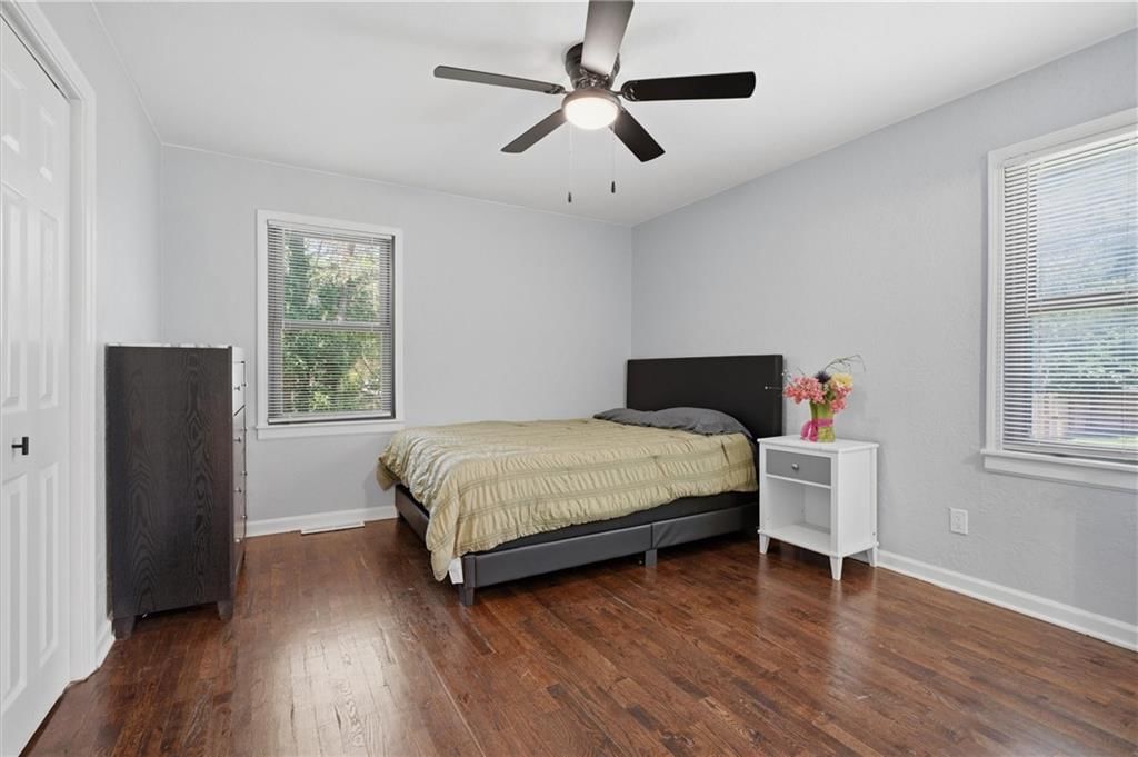 16105 Oakland Avenue — photo 12