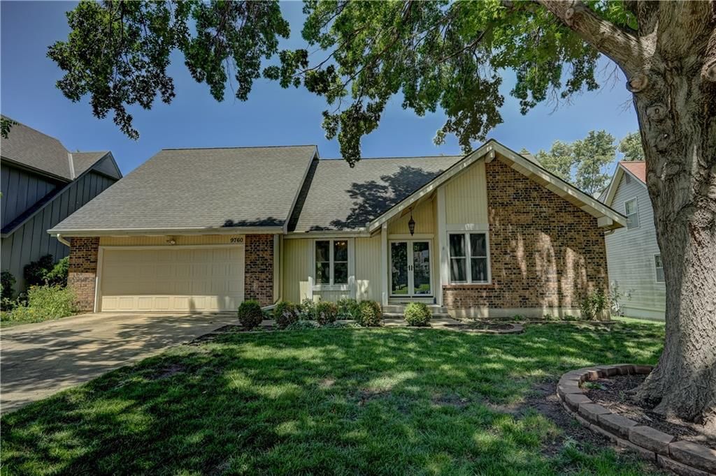 9760 W 101st Terrace, Overland Park, KS