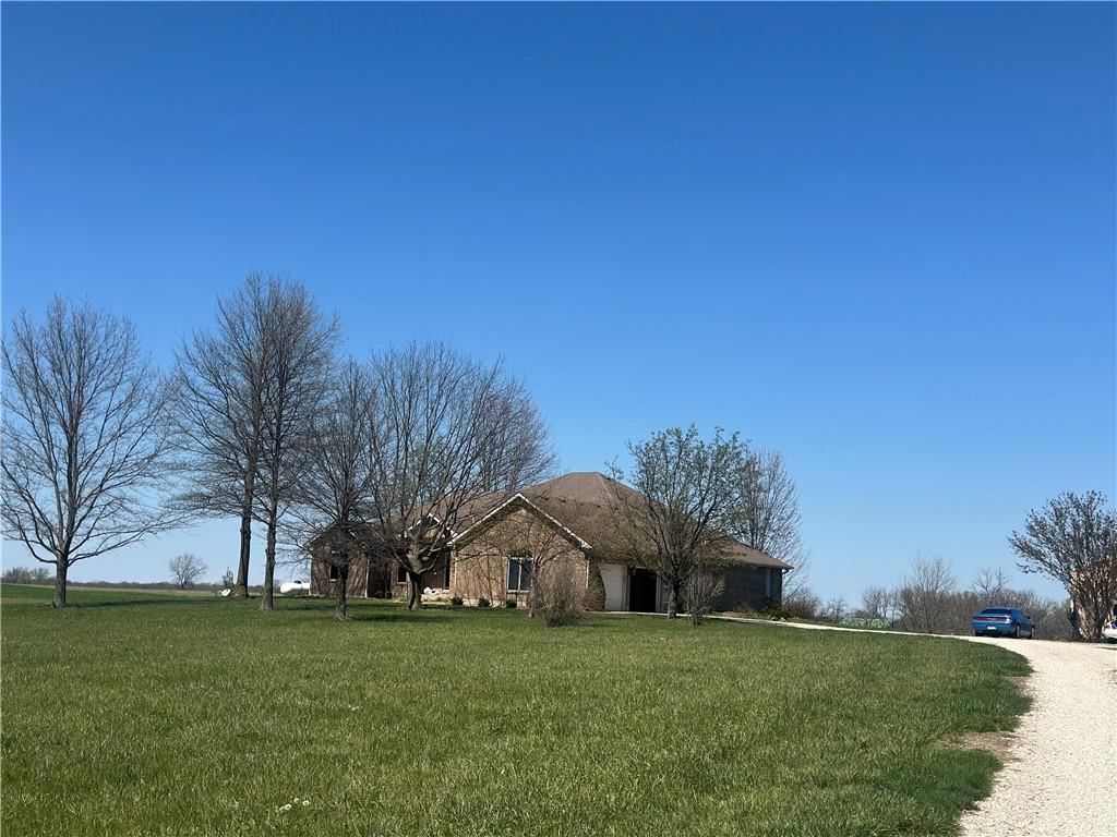 169 NE County Rd V Road — photo 8
