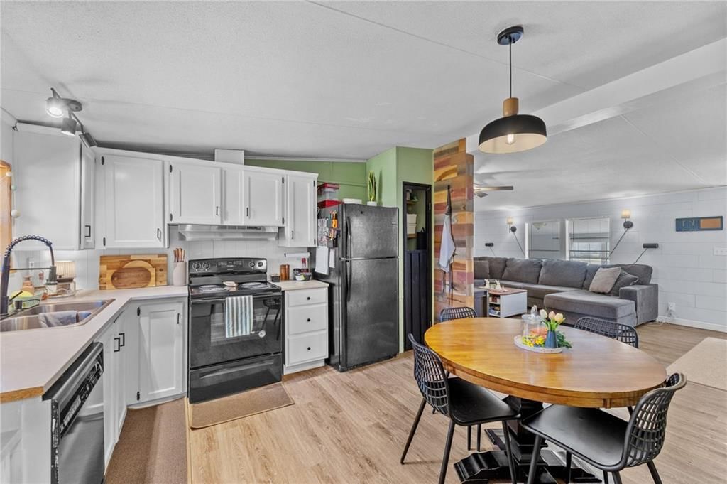 8302 E 221st Street — photo 13