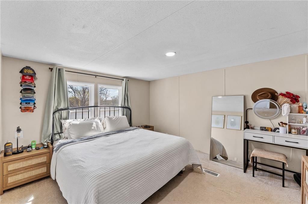 8302 E 221st Street — photo 16