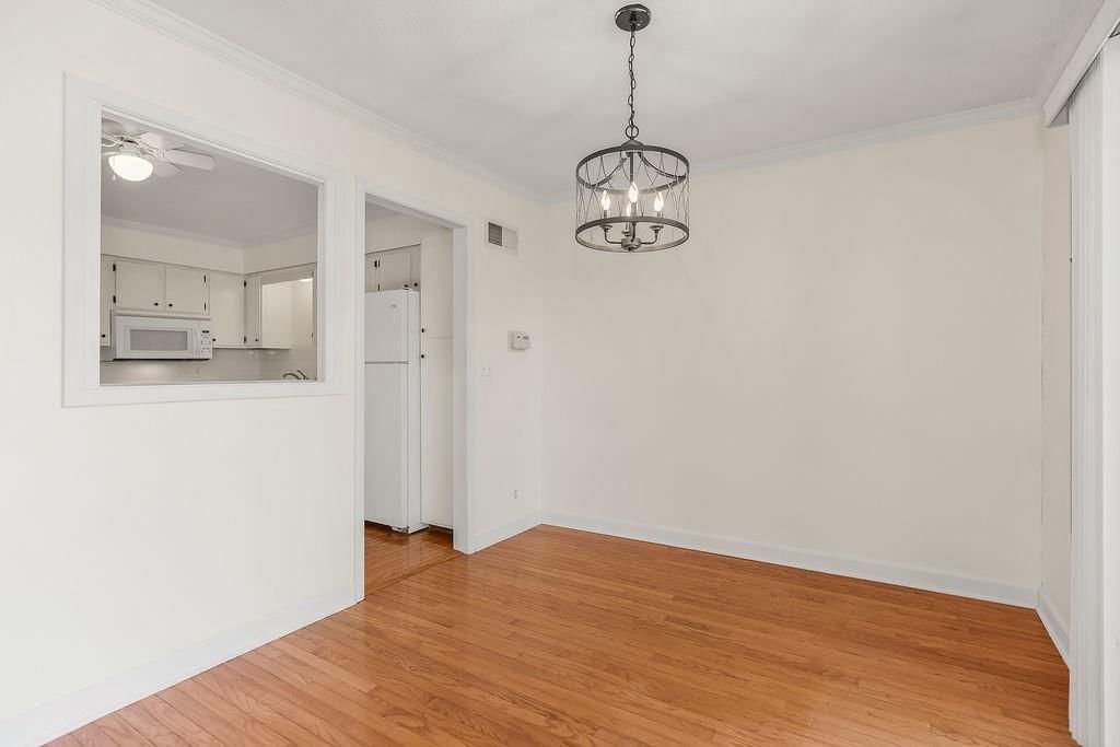 8740 Metcalf Avenue — photo 12