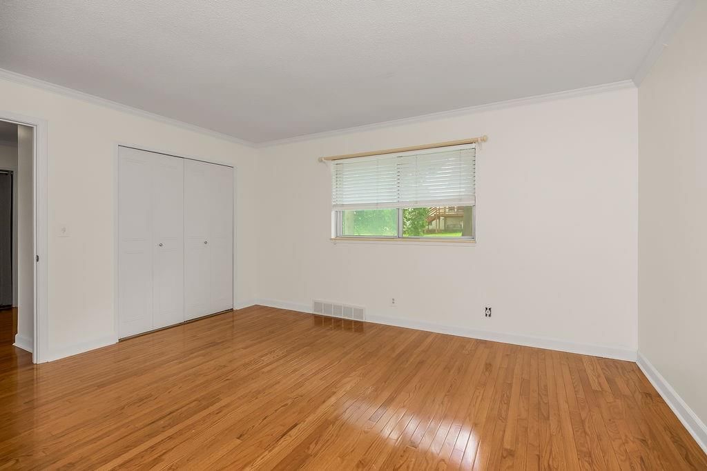 8740 Metcalf Avenue — photo 21