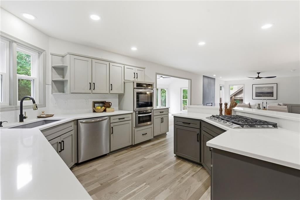 10011 W 125th Terrace — photo 15