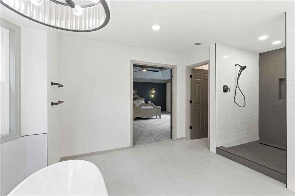 10011 W 125th Terrace — photo 42