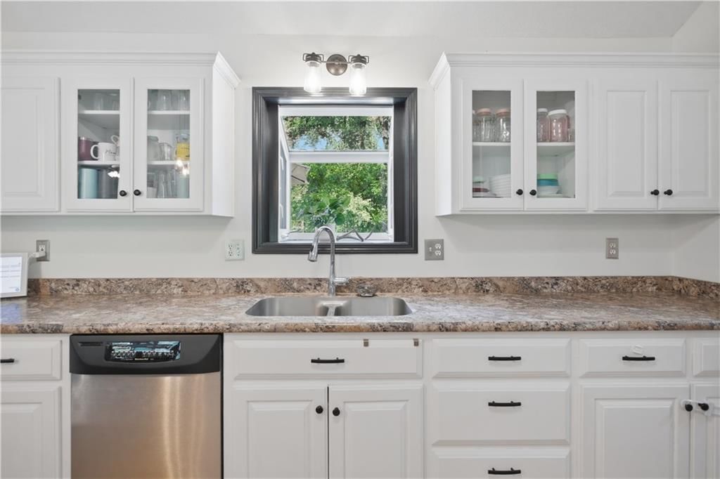 13206 Parallel Parkway — photo 14