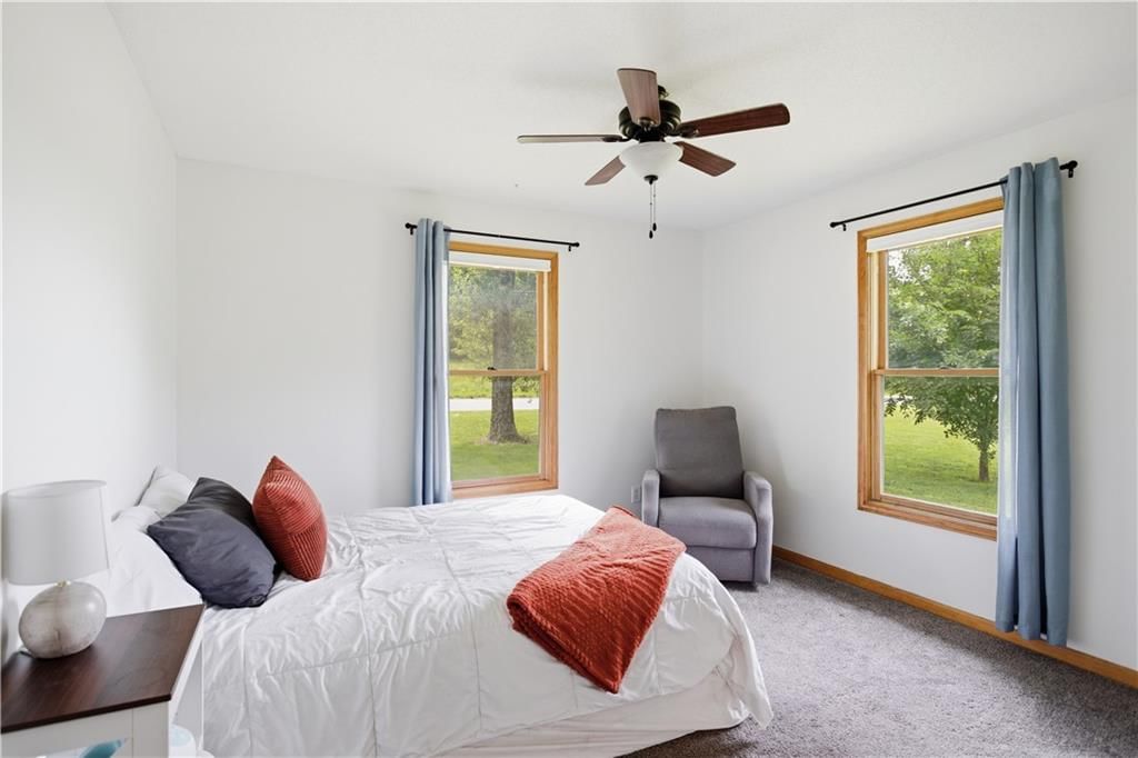 13206 Parallel Parkway — photo 21