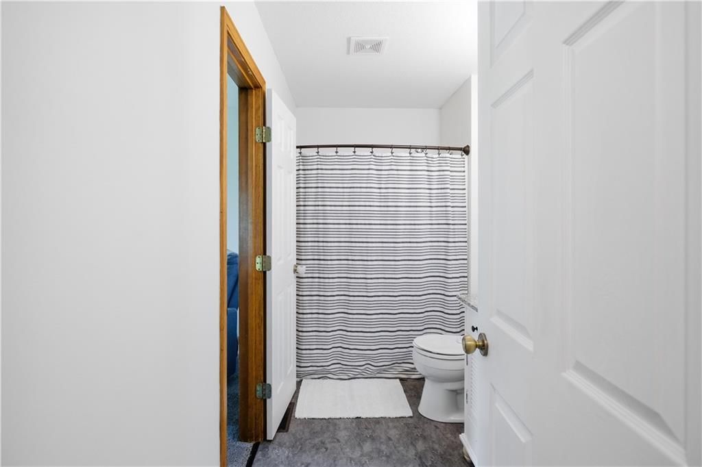 13206 Parallel Parkway — photo 22