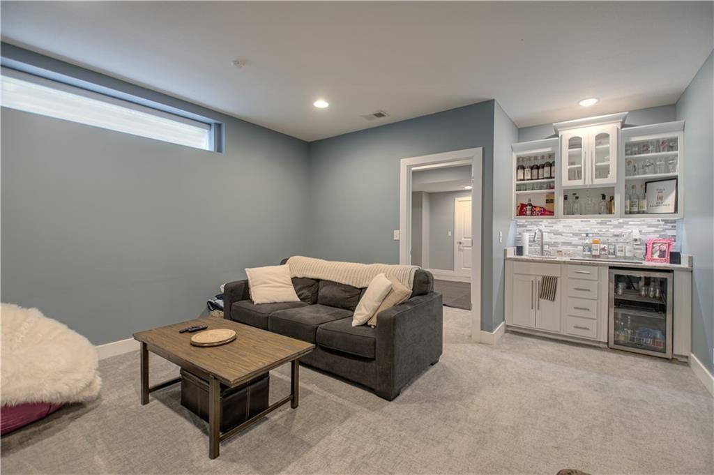 2546 Tracy Avenue — photo 22