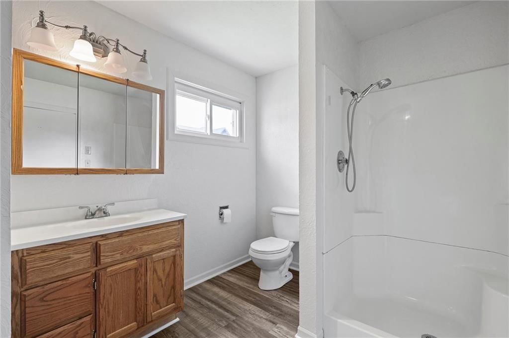 756 S Holbrook Street — photo 9