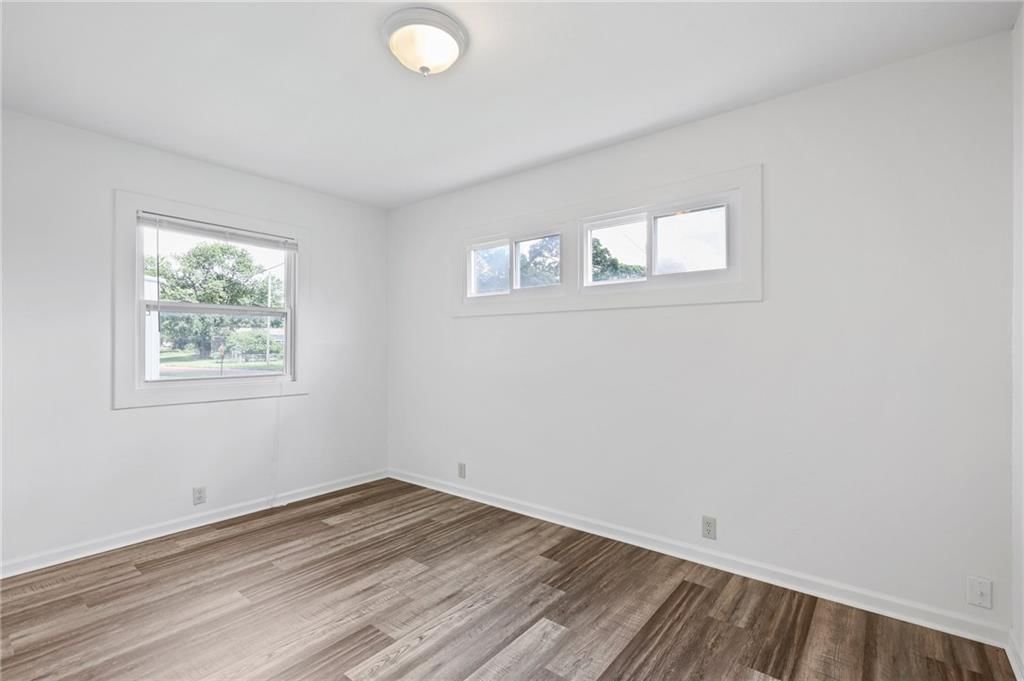 756 S Holbrook Street — photo 11