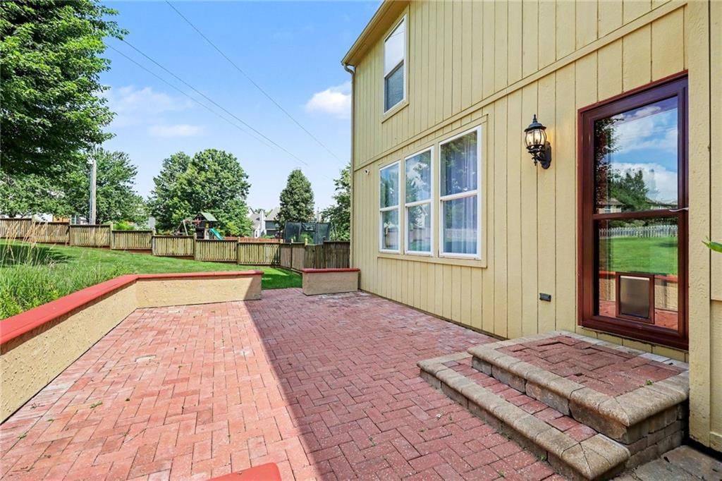 15512 S Arapaho Street — photo 24