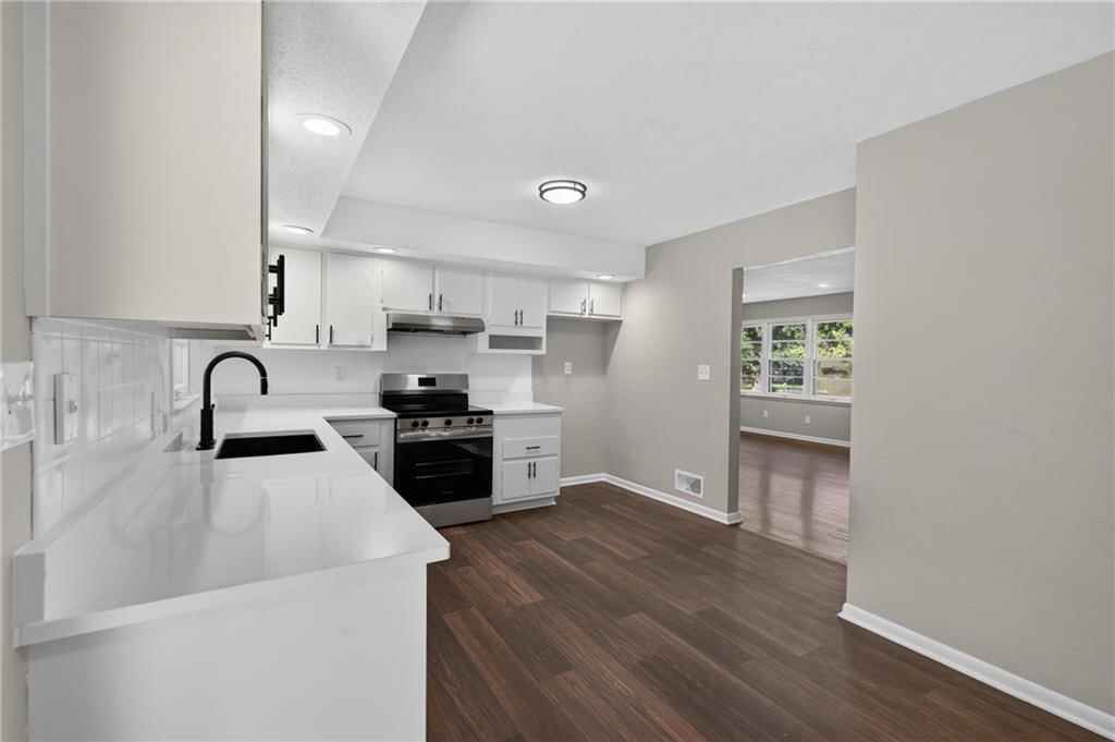 1233 Old Manor Road — photo 10