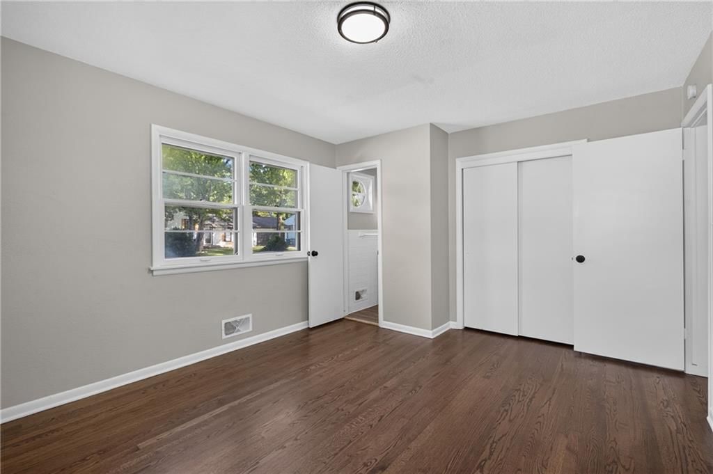 1233 Old Manor Road — photo 17