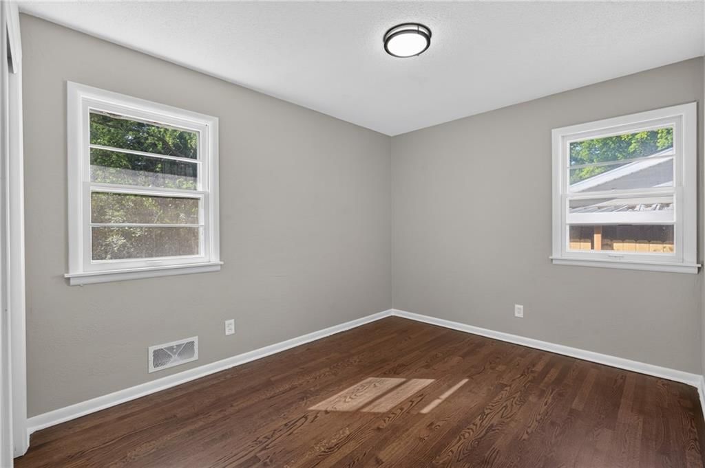 1233 Old Manor Road — photo 20