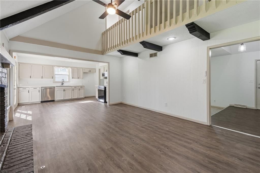 16721 Hardee Street — photo 16