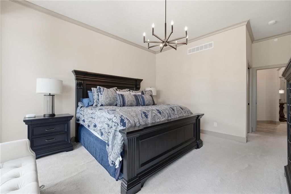 2029 NE Bluestone Drive — photo 24