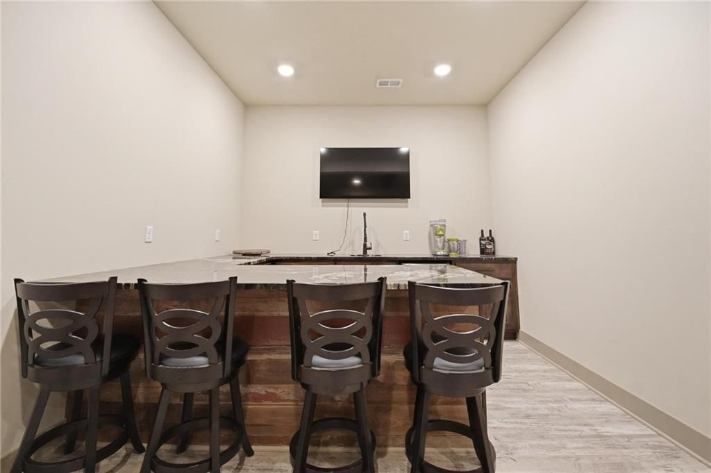 2029 NE Bluestone Drive — photo 43