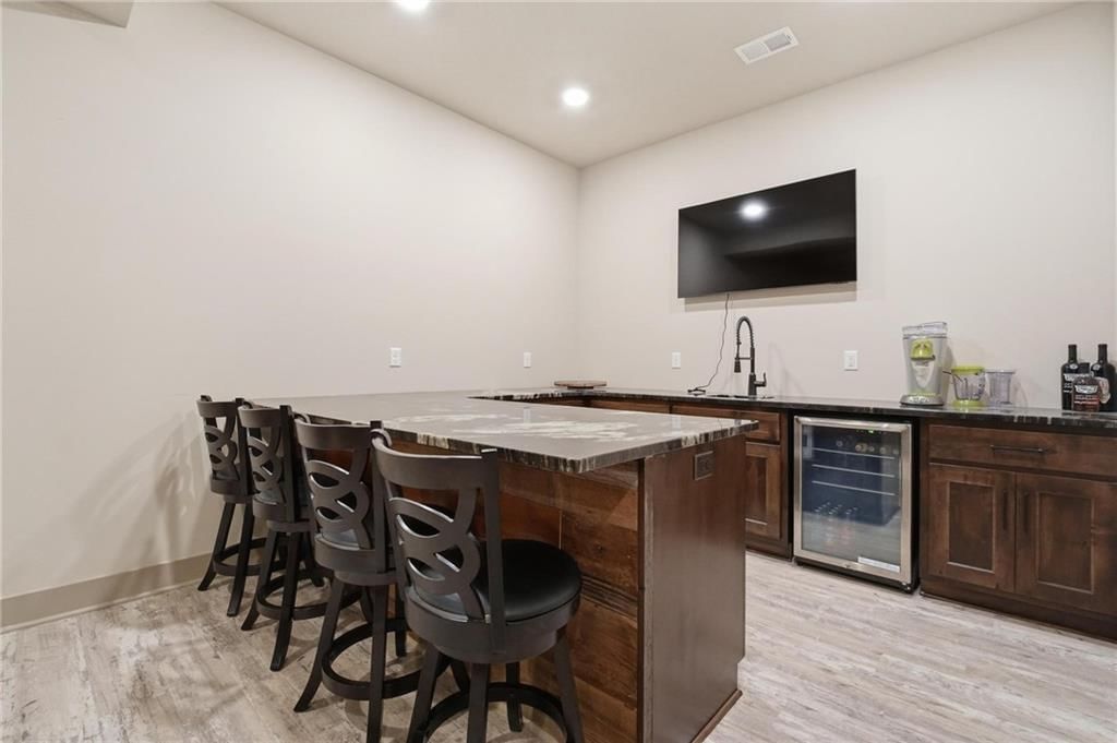 2029 NE Bluestone Drive — photo 44