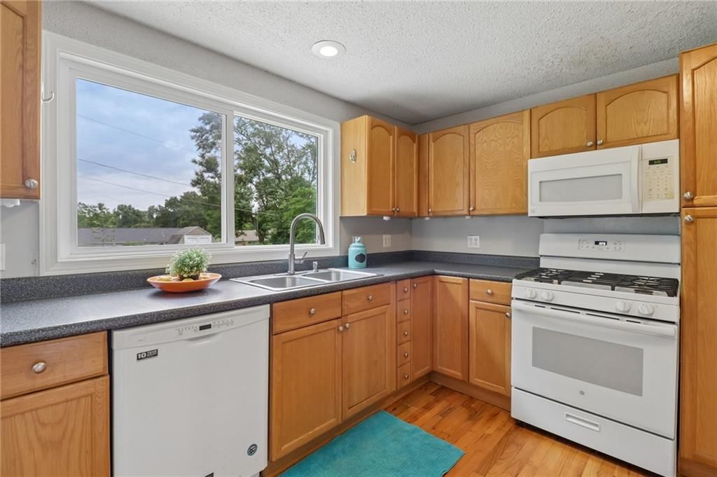 9000 W 49TH Street — photo 10