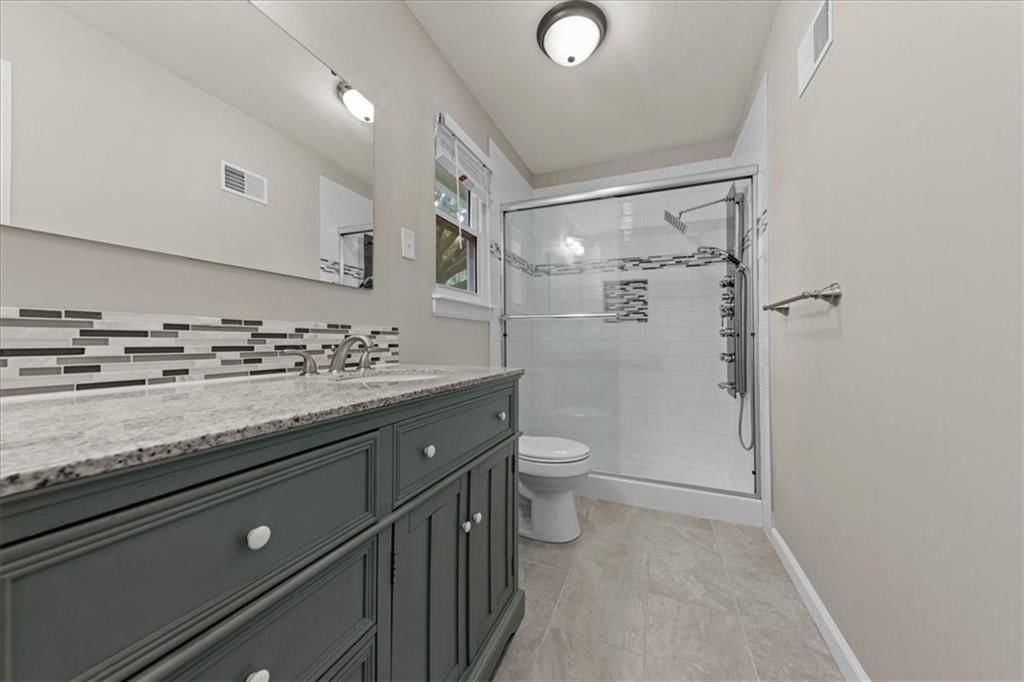 6220 Greenwood Drive — photo 23