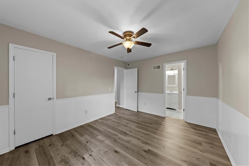 6220 Greenwood Drive — photo 25
