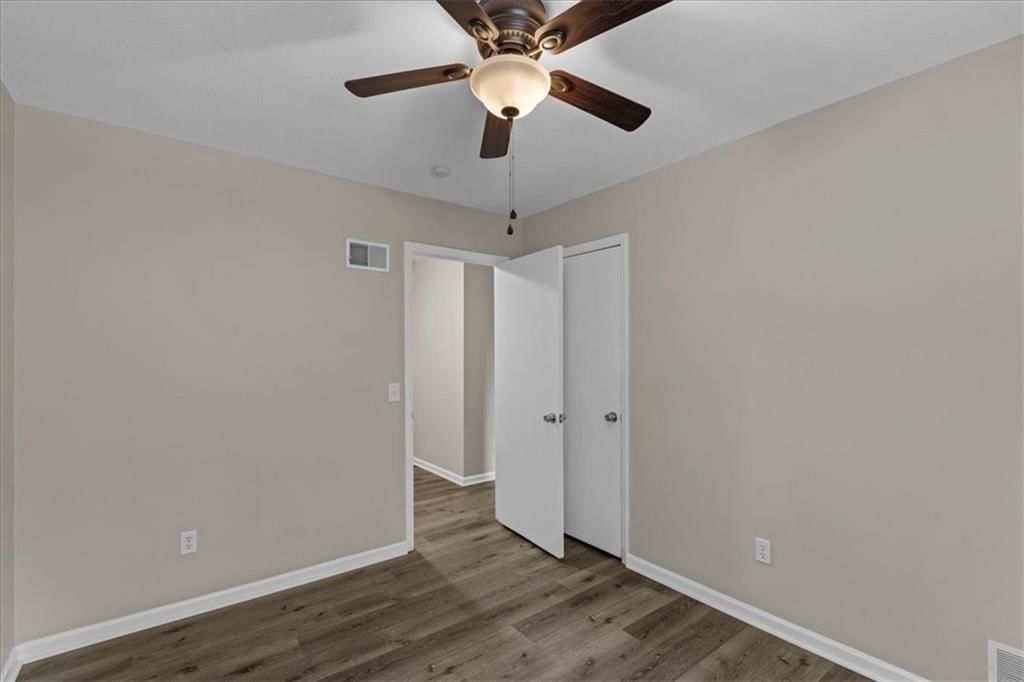 6220 Greenwood Drive — photo 30
