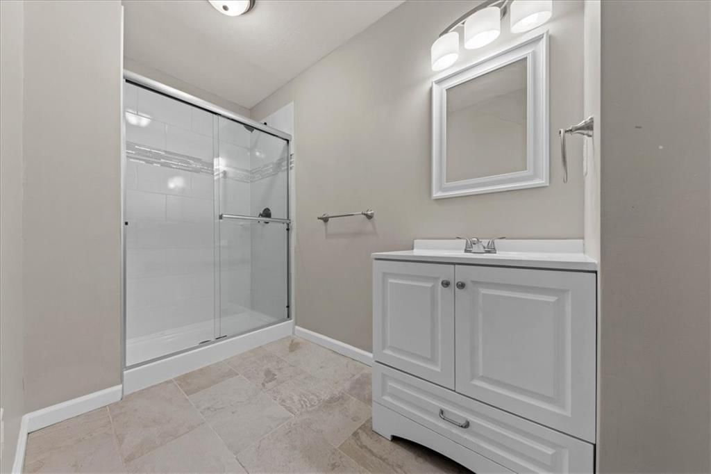 6220 Greenwood Drive — photo 33